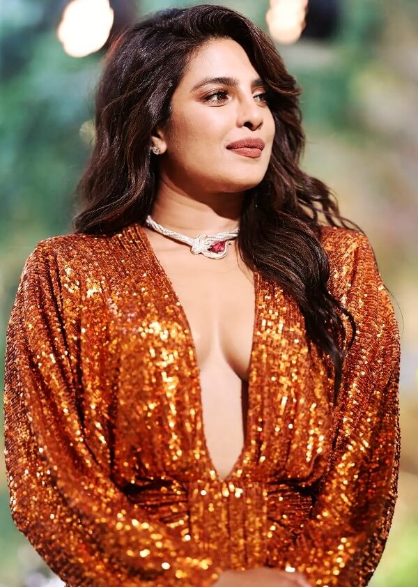 priyanka chopra naked boobs showing 
