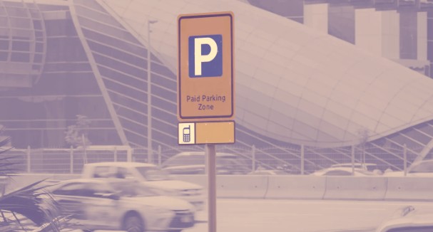 dubai free parking today national day holiday
