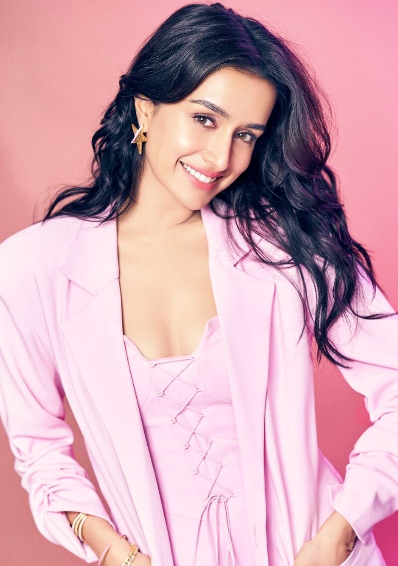 shraddha kapoor cutest smile wearing pink corset blazer photo
